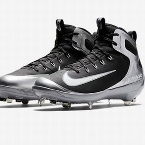 Nike Men's Alpha Huarache Elite Baseball Cleats